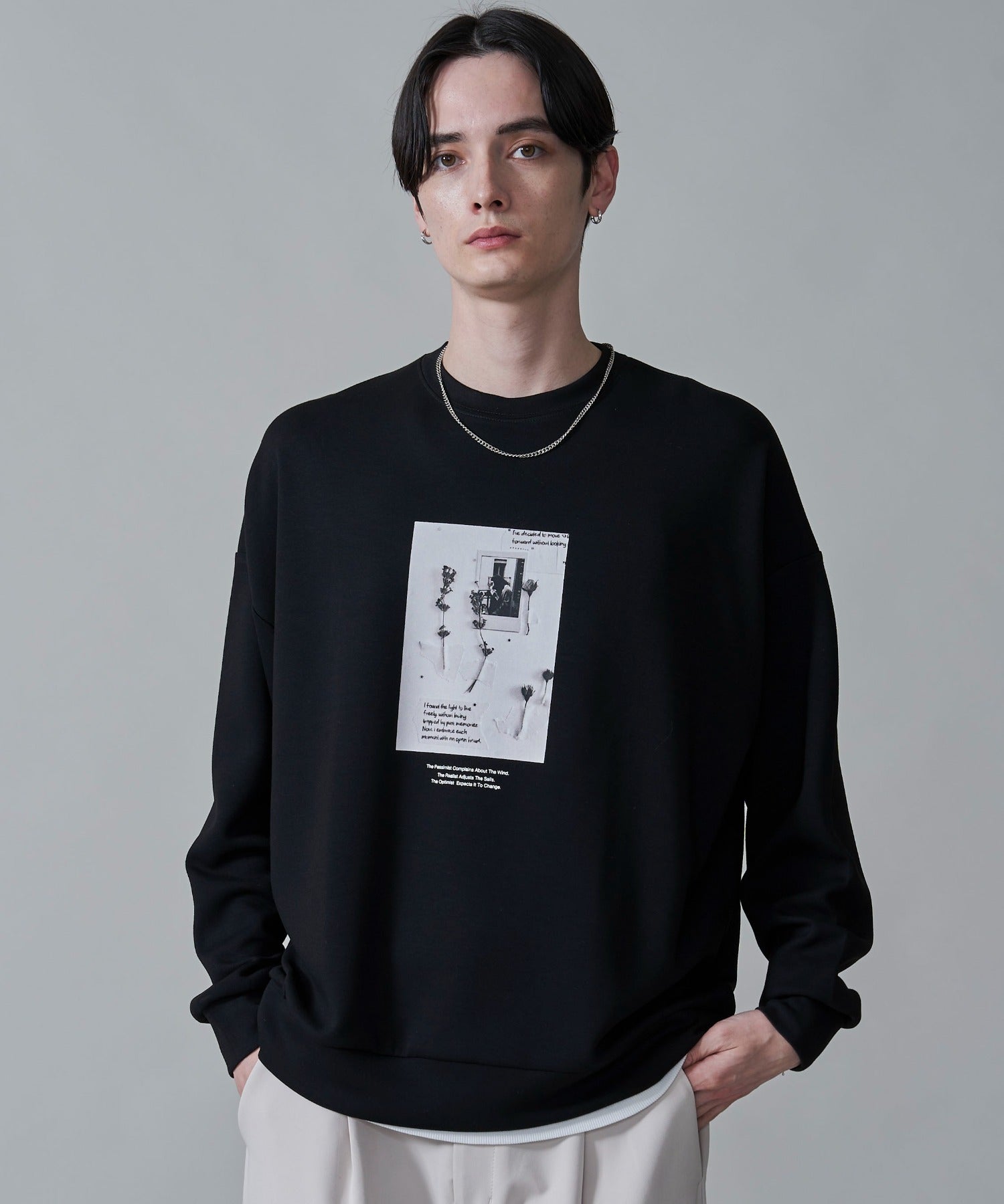 アクセ付きフォトグラフィックプルオーバー｜WEGO（ウィゴー） – WEGO 