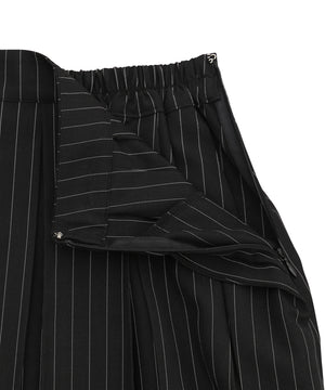 ピンストライプボックスプリーツミニスカート