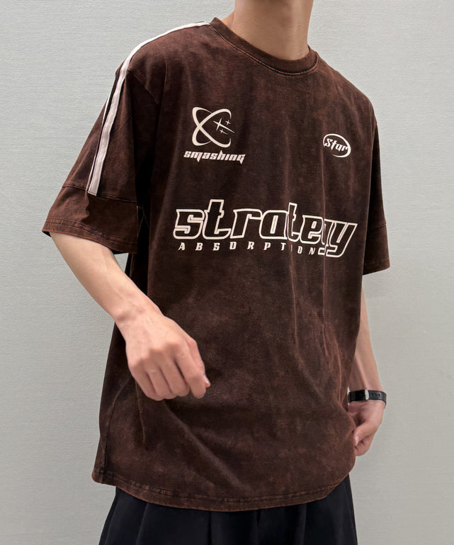 ケミカル加工サッカーT/ブラウン モデル：175cm M着用