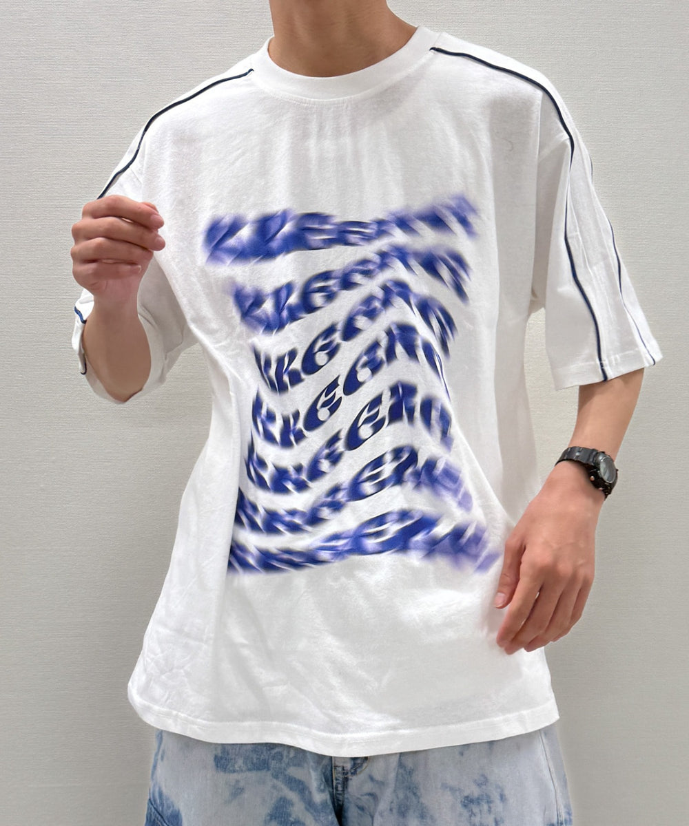 オフホワイト モデル：175cm M着用