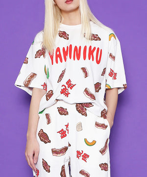 ﾌｰﾄﾞ総柄Tｼｬﾂ