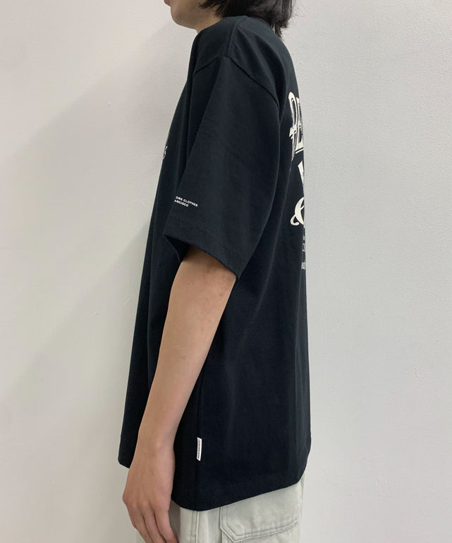 ブラック　モデル：175㎝　L着用