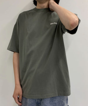 カーキ　モデル：175㎝　L着用