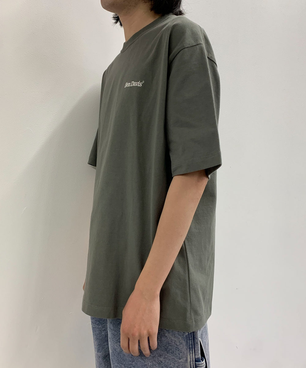 カーキ　モデル：175㎝　L着用