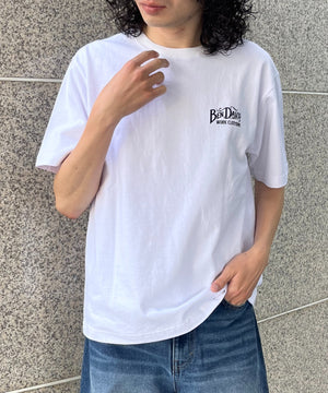 ホワイト モデル:175cm Lサイズ着用