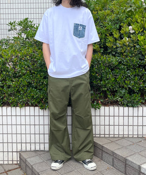 ホワイト モデル:175cm Lサイズ着用