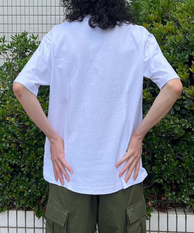 ホワイト モデル:175cm Lサイズ着用