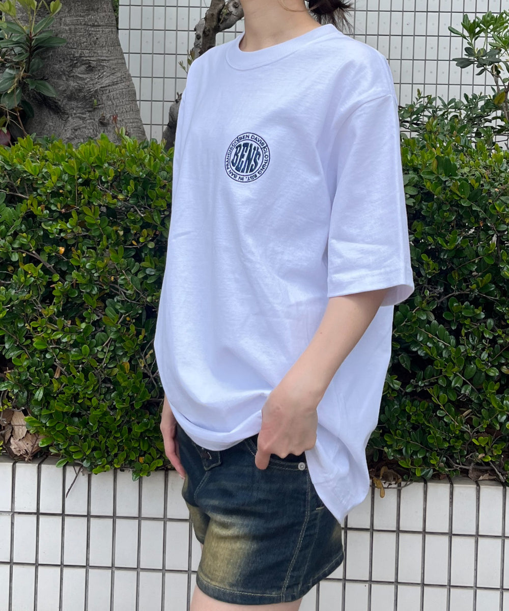 ホワイト モデル:165cm Lサイズ着用