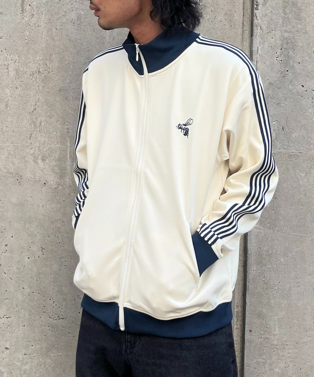 ホワイトアイボリー モデル:178cm Lサイズ着用