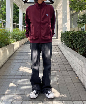 ワイン モデル:178cm Lサイズ着用