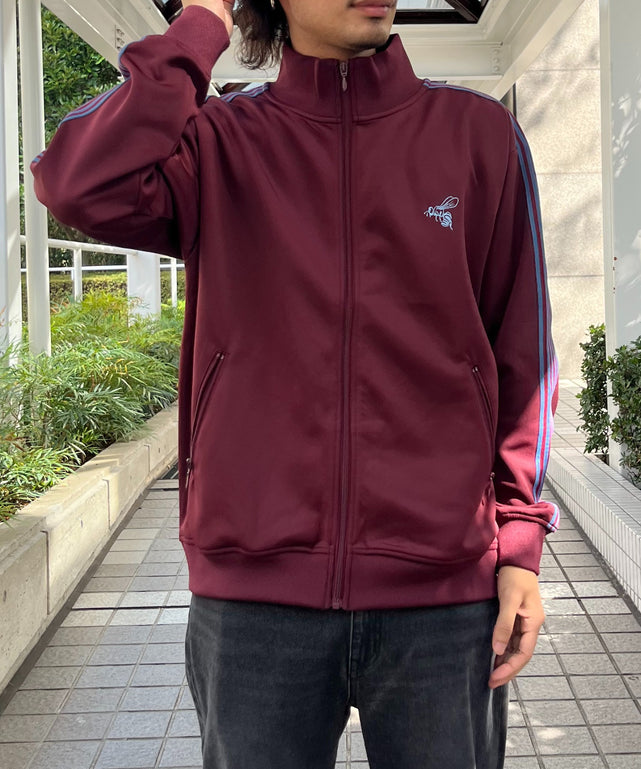 ワイン モデル:178cm Lサイズ着用