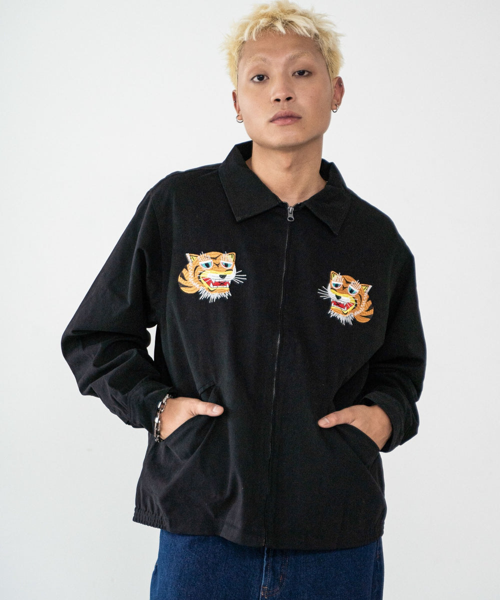 ブラック モデル：178cm L着用