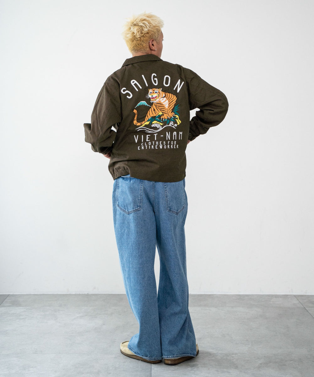 カーキ モデル：178cm L着用