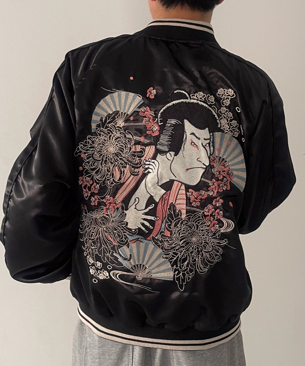 ブラック モデル：175cm L着用