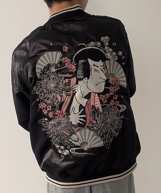 ブラック モデル：175cm L着用