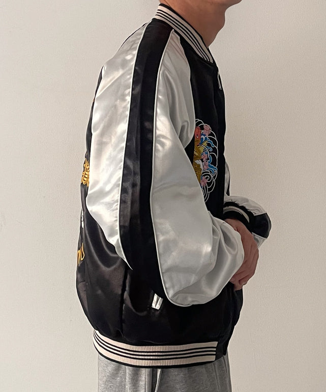 ブラック モデル：175cm L着用