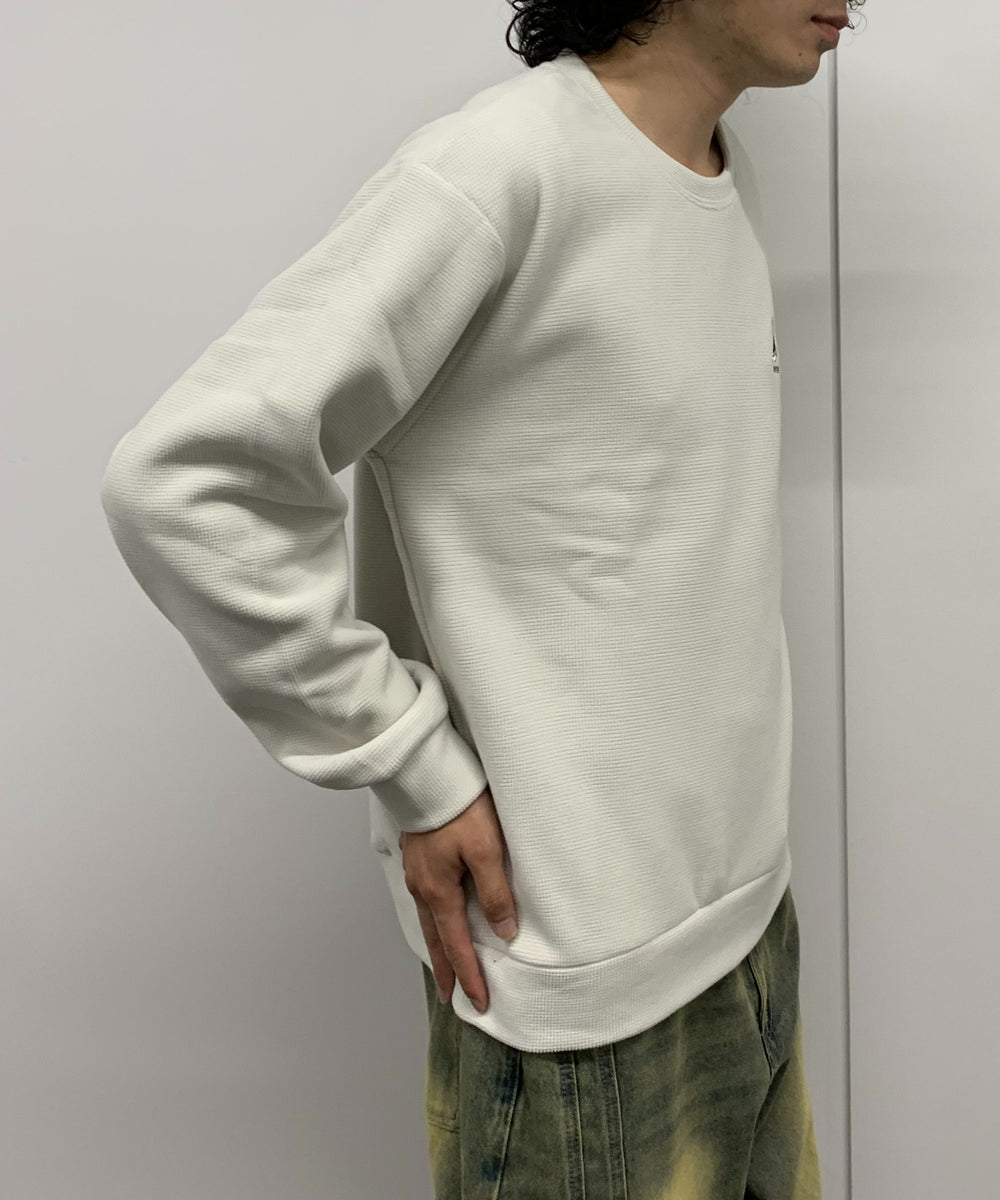 ホワイトアイボリー モデル:175cm Lサイズ着用