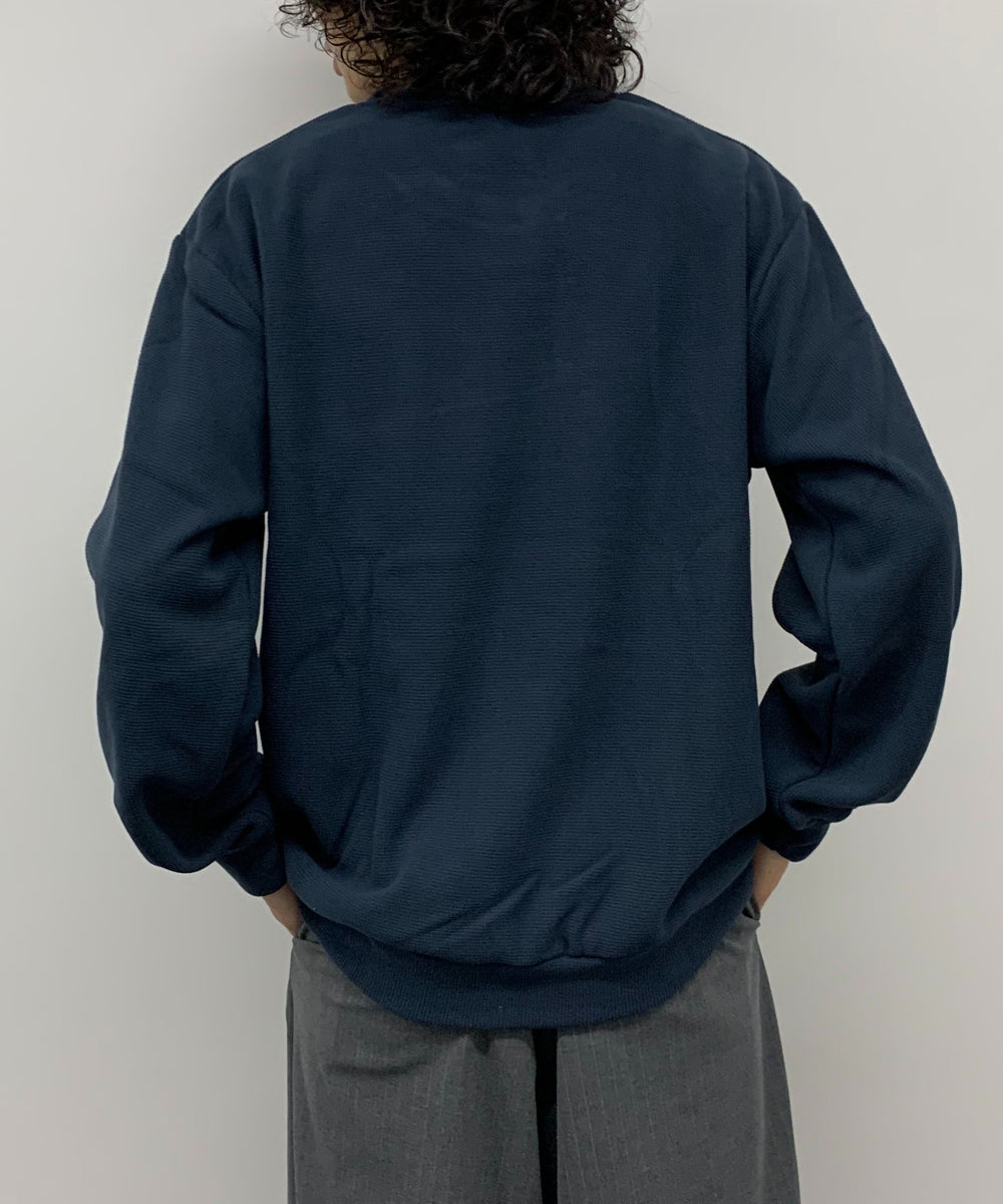 ネイビー モデル:175cm Lサイズ着用