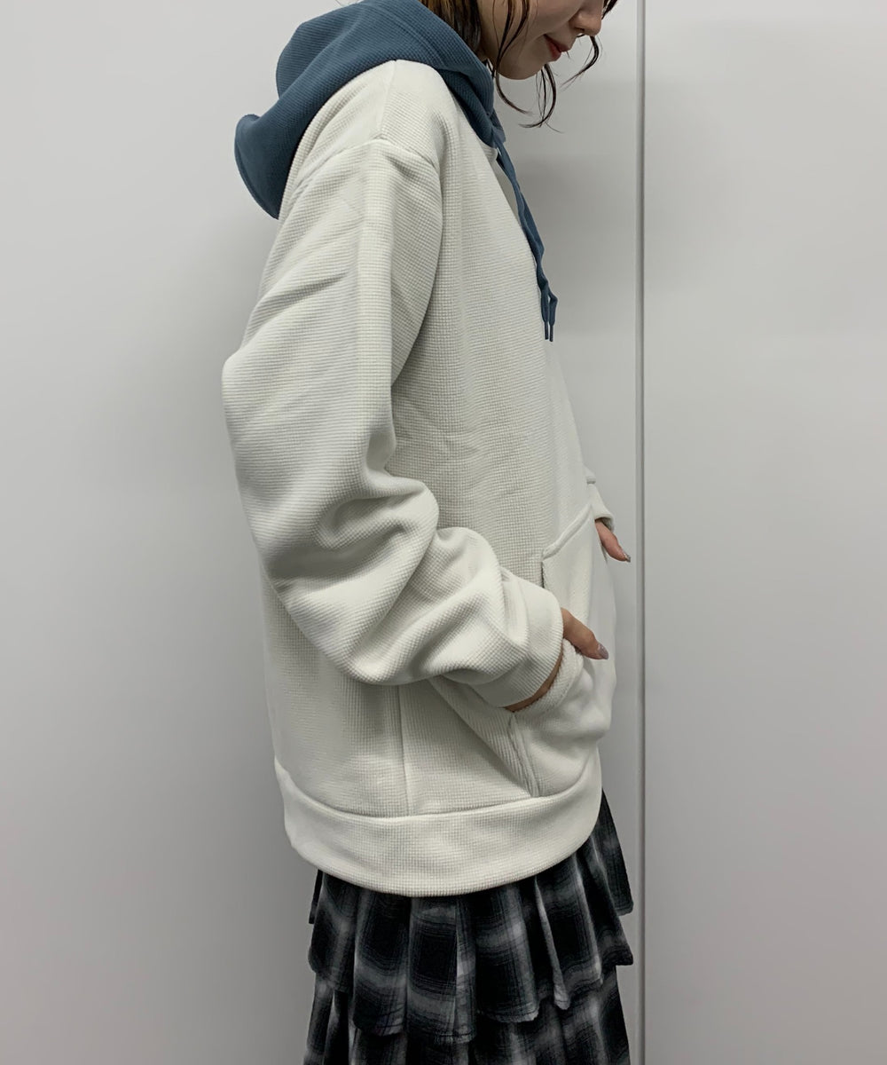 ホワイトアイボリー モデル:165cm Lサイズ着用