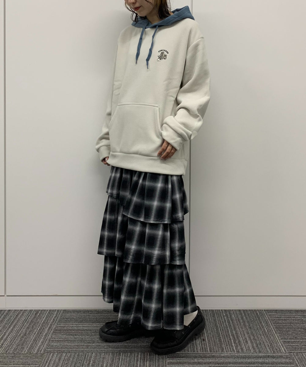 ホワイトアイボリー モデル:165cm Lサイズ着用