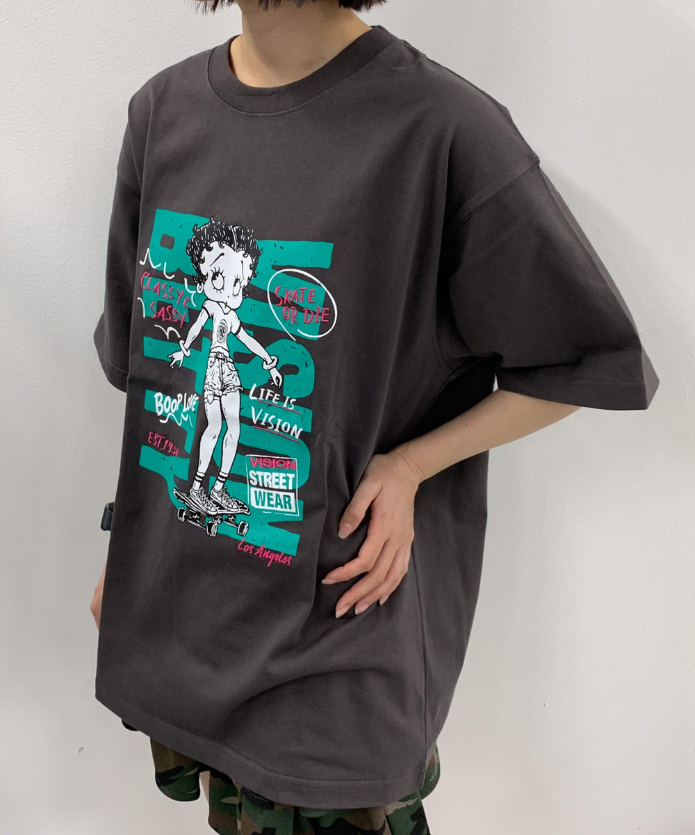 チャコール モデル：165cm L着用