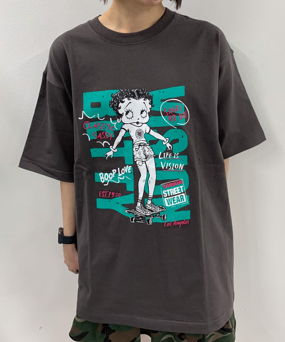 チャコール モデル：165cm L着用