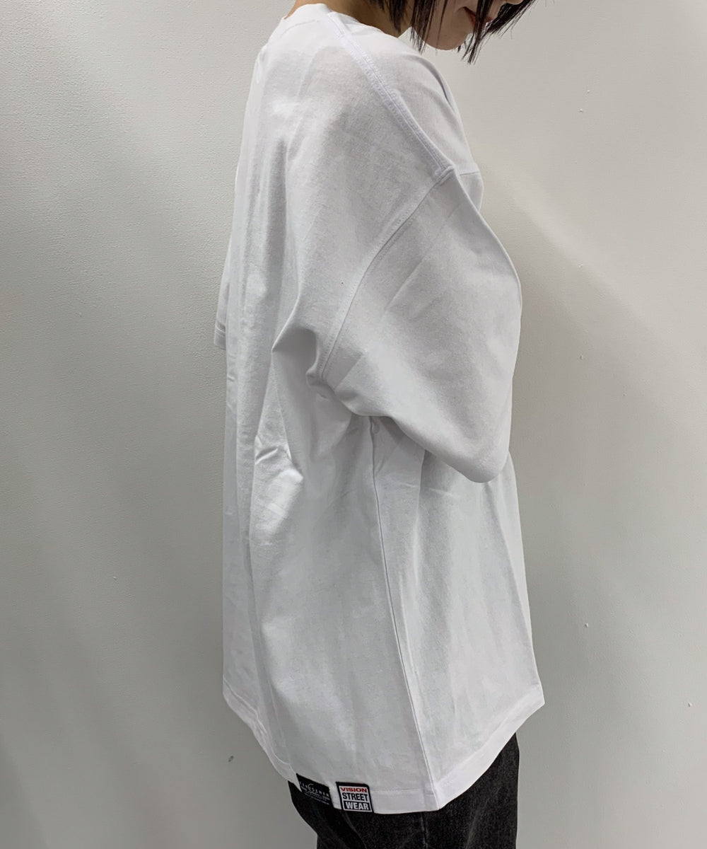 ホワイト モデル：165cm L着用