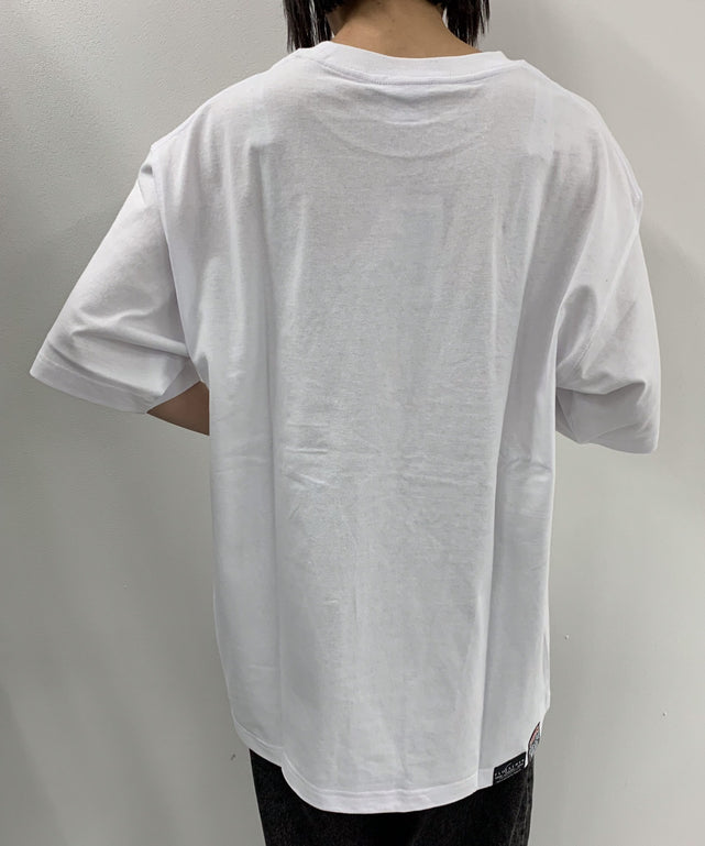 ホワイト モデル：165cm L着用