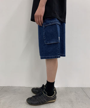 ネイビー モデル：175cm L着用