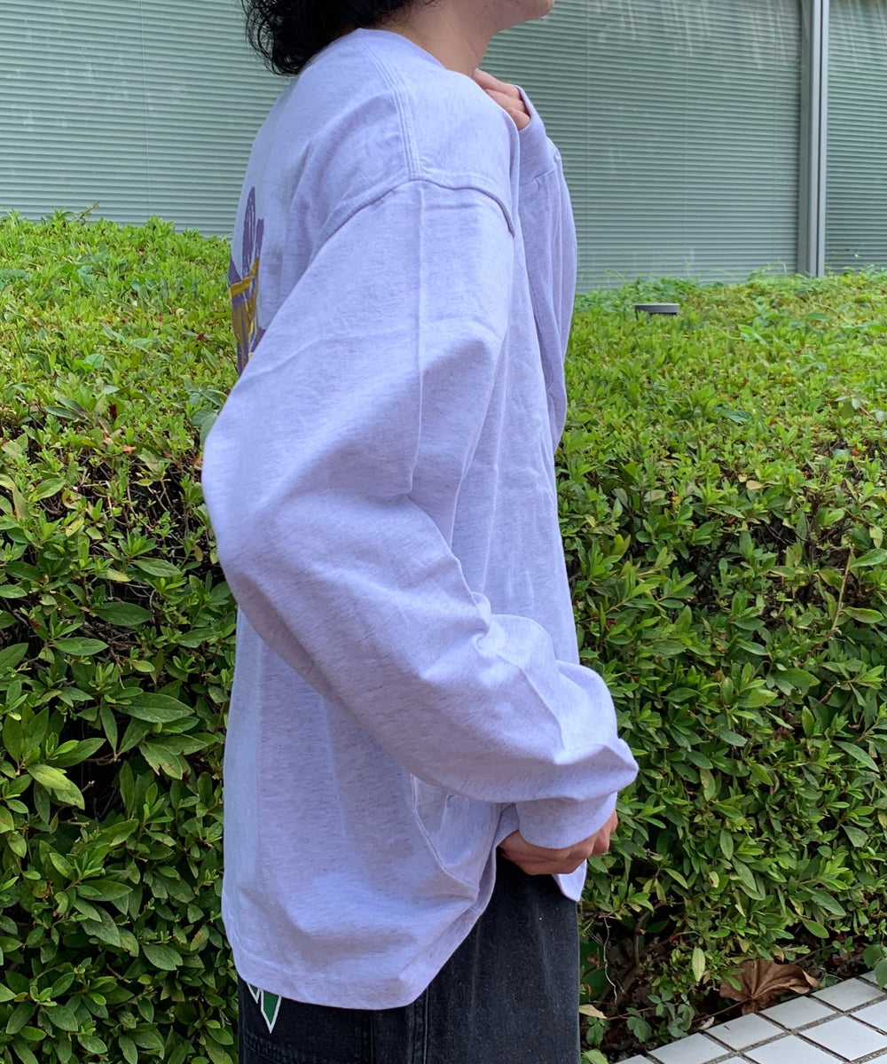 Lグレー モデル:175cm Lサイズ着用