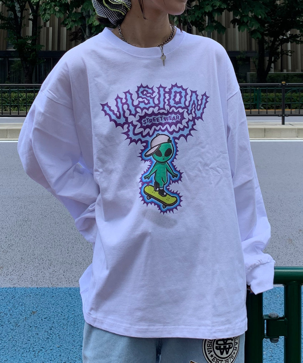 ホワイト　モデル:165cm Lサイズ着用