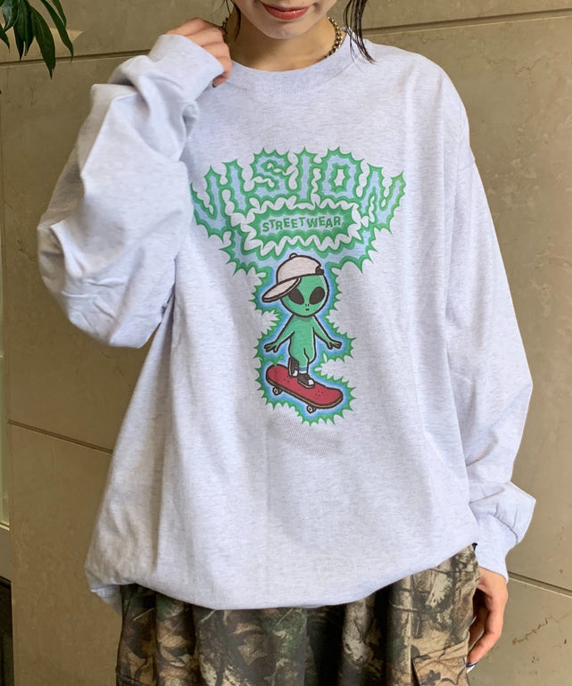 Lグレー　モデル:165cm Lサイズ着用