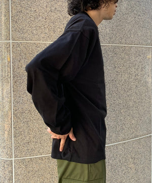 ブラック　モデル:175cm Lサイズ着用