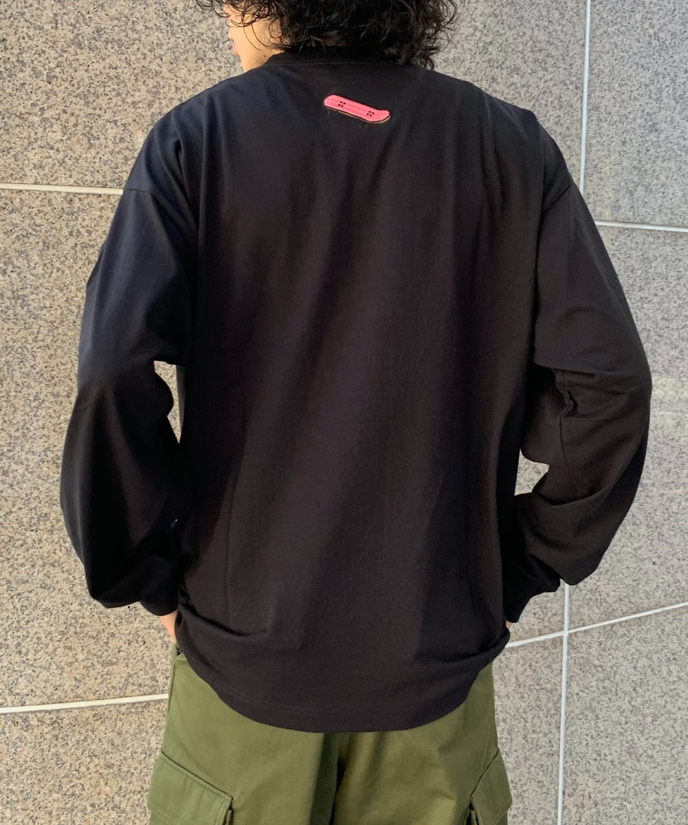 ブラック　モデル:175cm Lサイズ着用