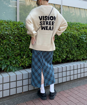 ホワイト モデル:165cm Lサイズ着用