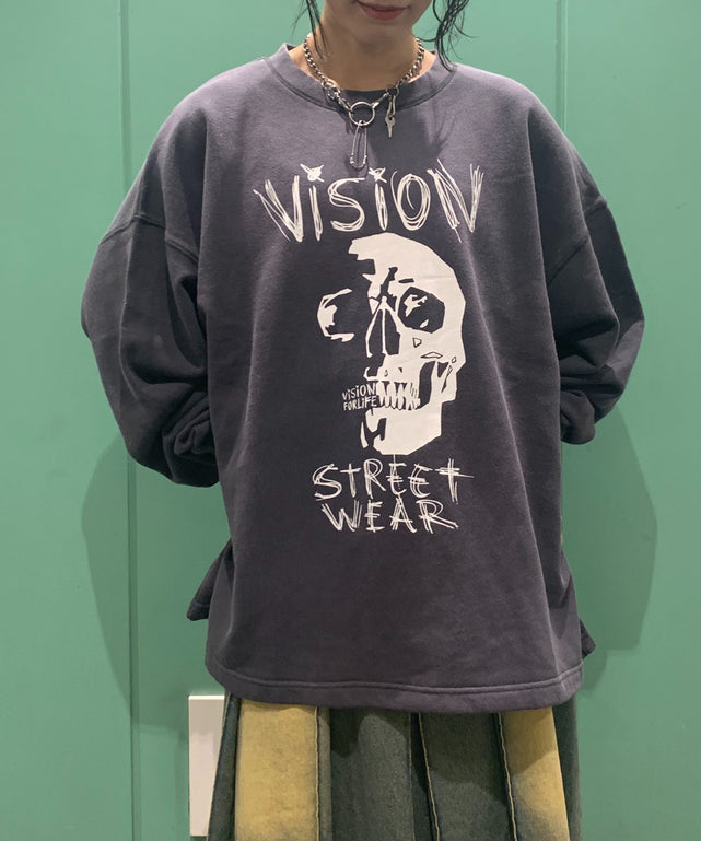 VISION スカルBIGプルオーバー/チャコール モデル:165cm Lサイズ着用