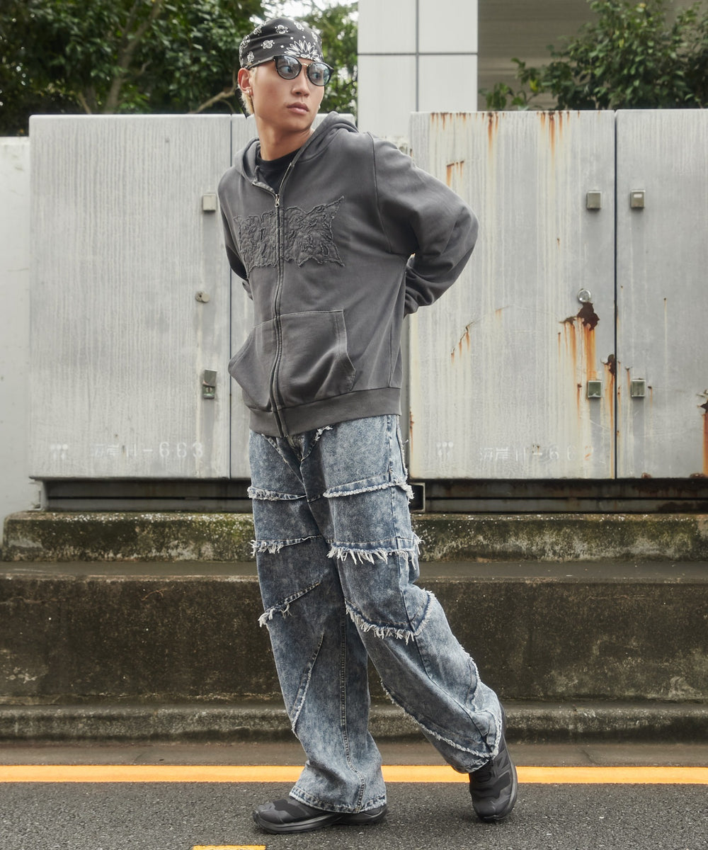 デニム淡加工 モデル：178cm L着用