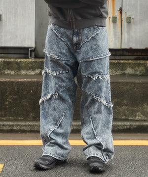 デニム淡加工 モデル：178cm L着用