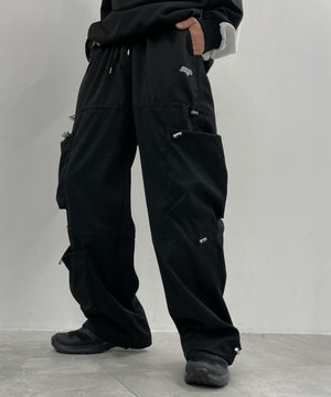 ブラック モデル：175cm L着用