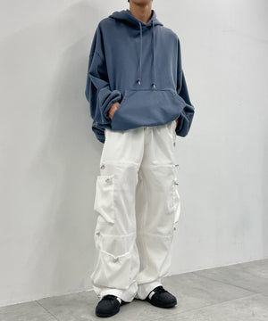 ホワイト モデル：175cm L着用