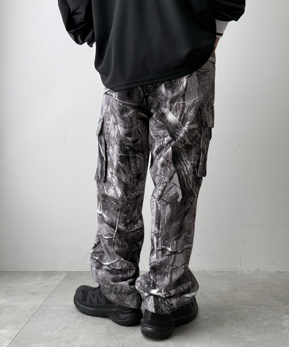 柄2 モデル：171cm L着用