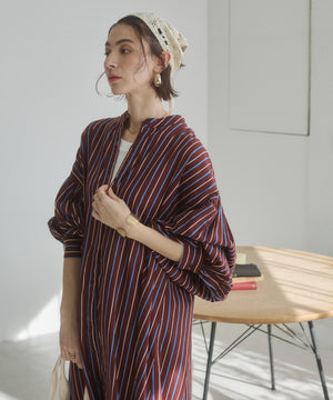 ギャザースリーブシャツワンピース