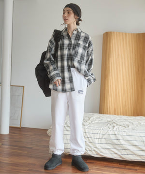 ワンポイント刺繍スウェットパンツ