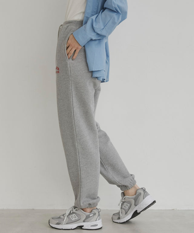 ワンポイント刺繍スウェットパンツ