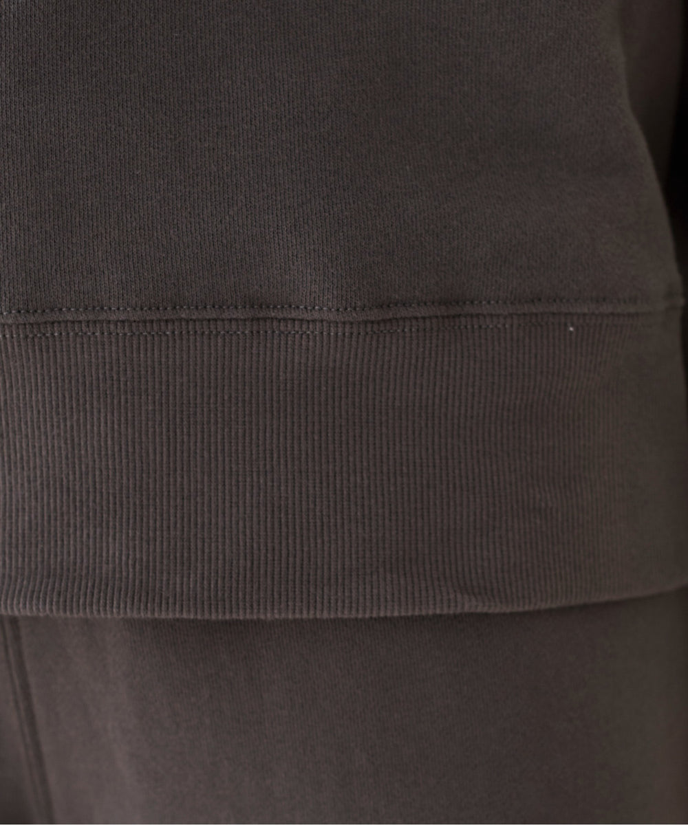 オフショルスウェット