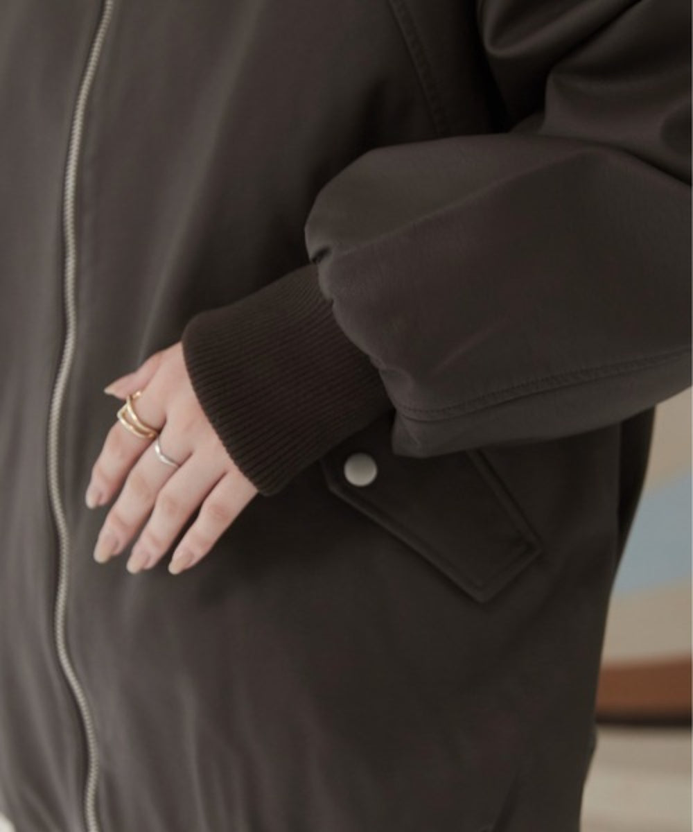 ダークブラウン（Dブラウン）