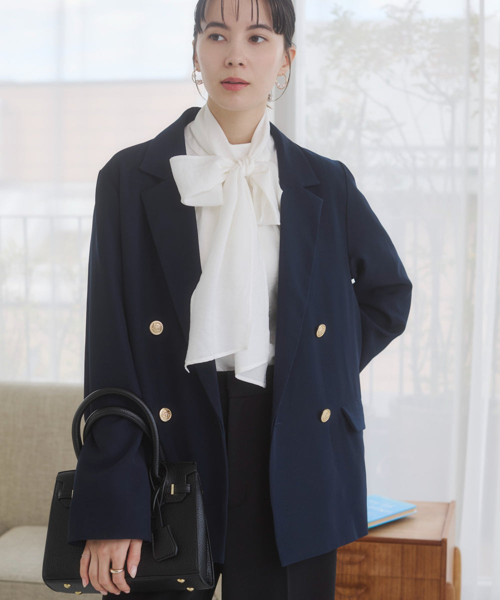 金ボタンダブルブレザージャケット