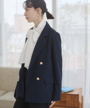 金ボタンダブルブレザージャケット