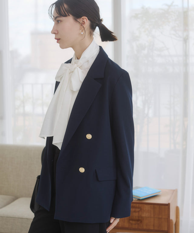 金ボタンダブルブレザージャケット