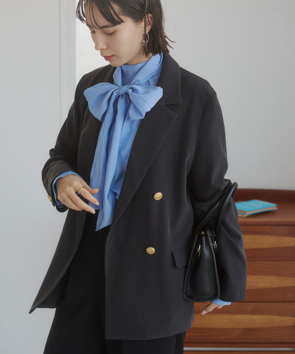 金ボタンダブルブレザージャケット